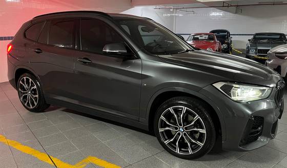 BMW X1 2.0 16V TURBO ACTIVEFLEX SDRIVE20I M SPORT 4P AUTOMÁTICO